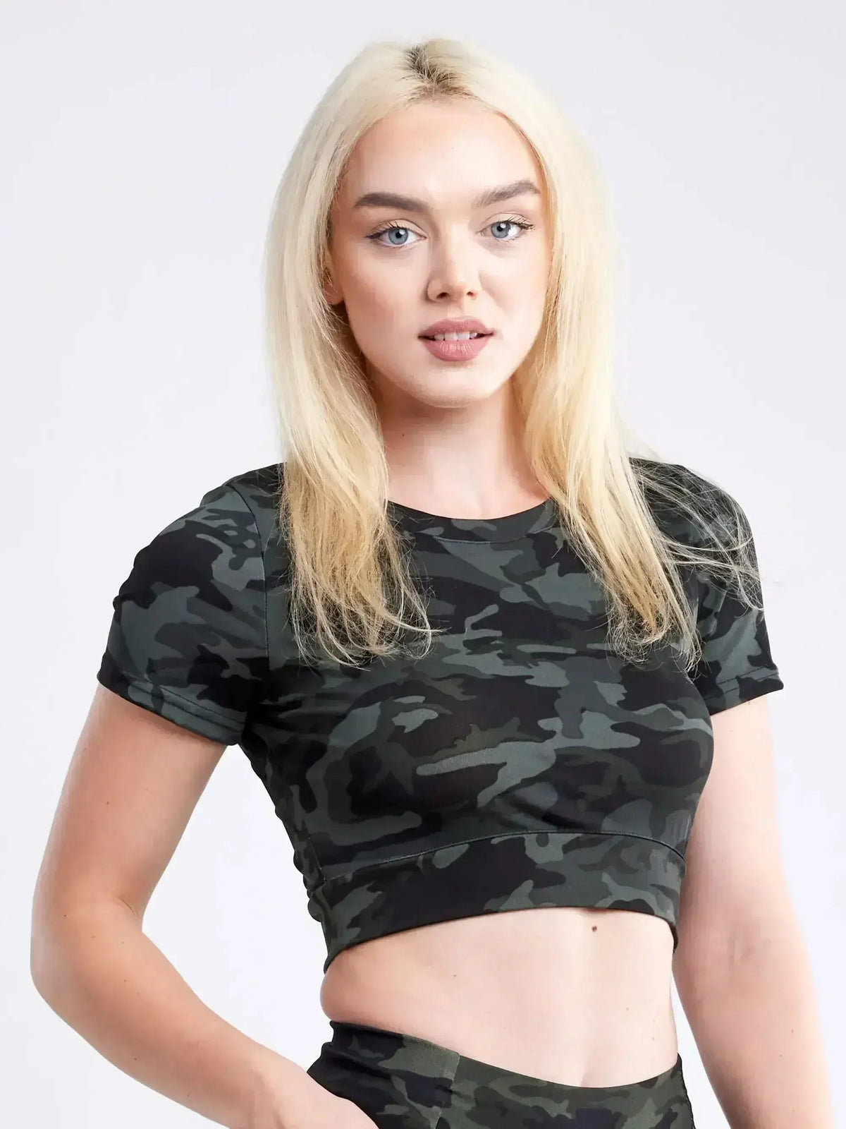 Women's Lightweight Short-Sleeve Crop Top - Workout & Casual