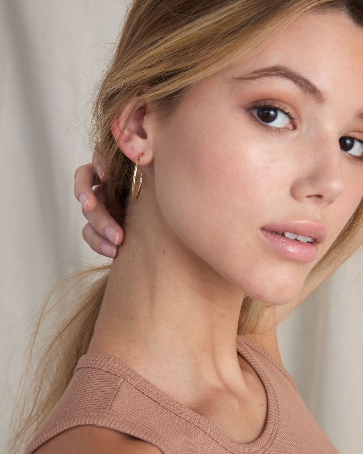Simplicity Midi Hoop Earrings