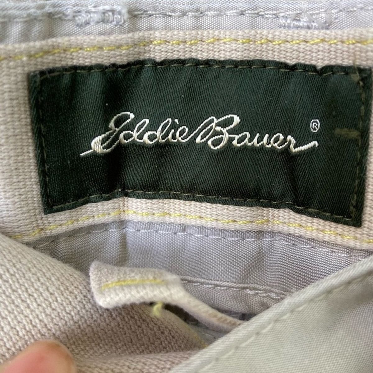 Eddie Bauer Mens Size 35 PolyCotton Outdoor Tan Khaki Hiking Shorts w Pockets