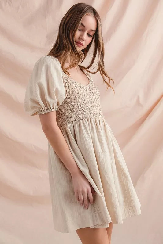 Textured Woven Daily Dress with Puff Sleeves