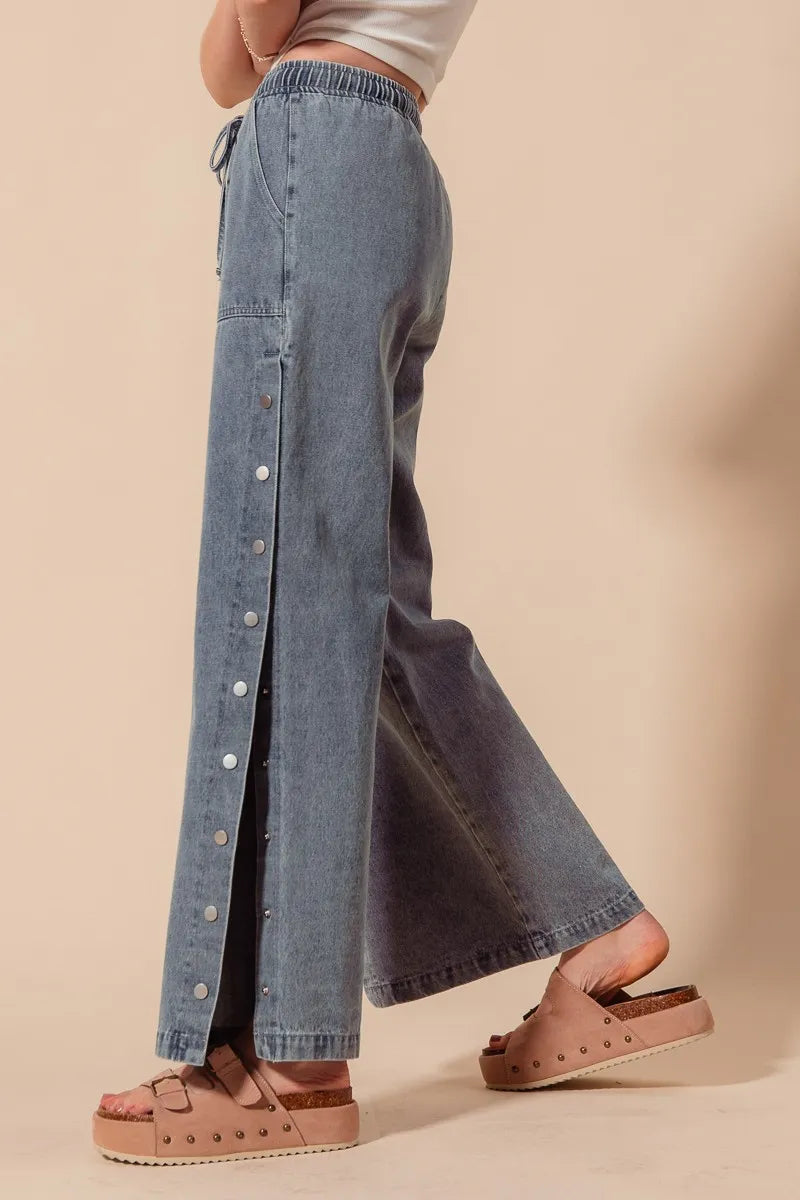 Mid Rise Drawstring Jeans with Side Snap Button