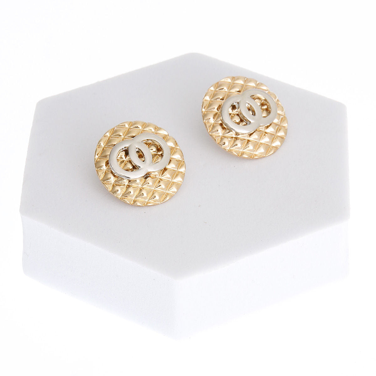 Quilted Accessory with Metal Studs – Trendy Fashion Jewelry