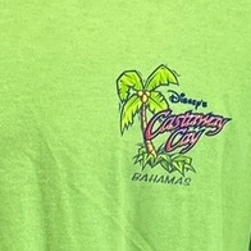 Disney Mens Large Castaway Cay Bahamas Short Sleeve Crew Neck Tee Shirt