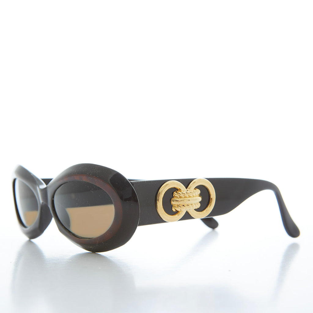 Classic Chunky Oval Women's Sunglasses - Alicia