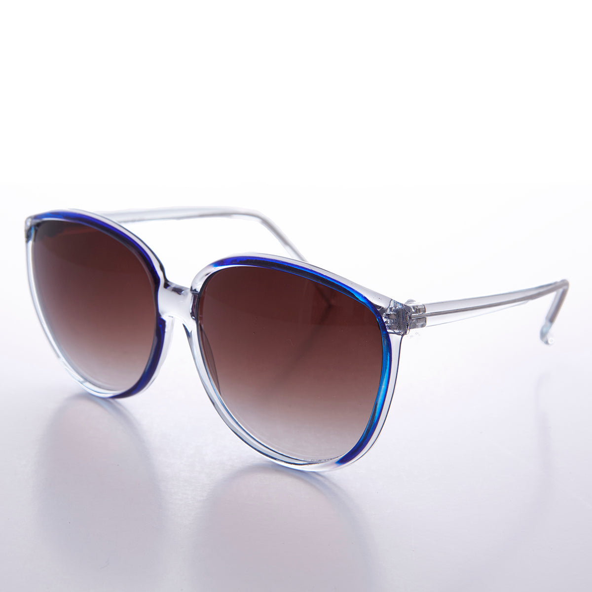 Round Large Women's 80s Vintage Sunglasses - April