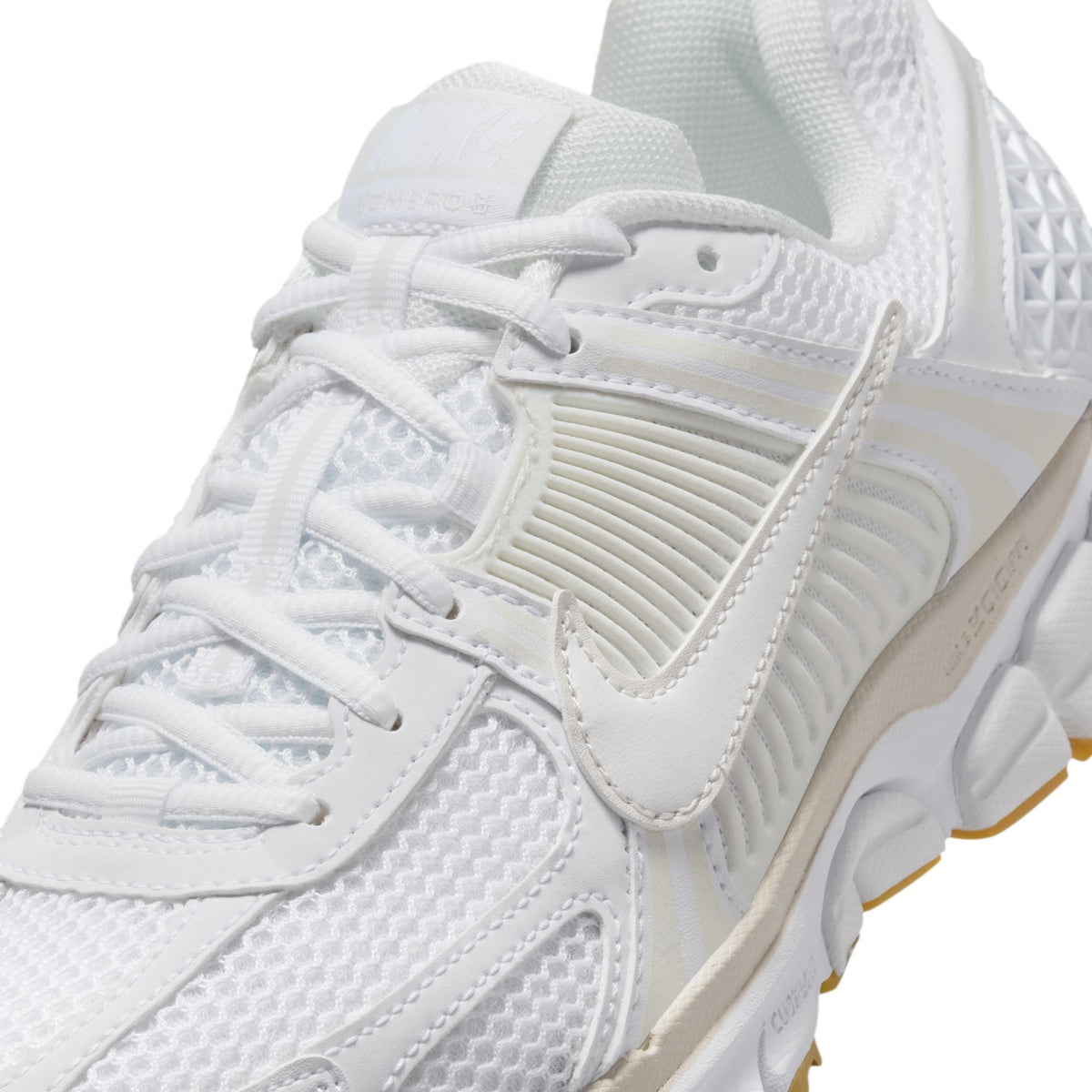 Nike Womens Zoom Vomero 5 - White/Phantom