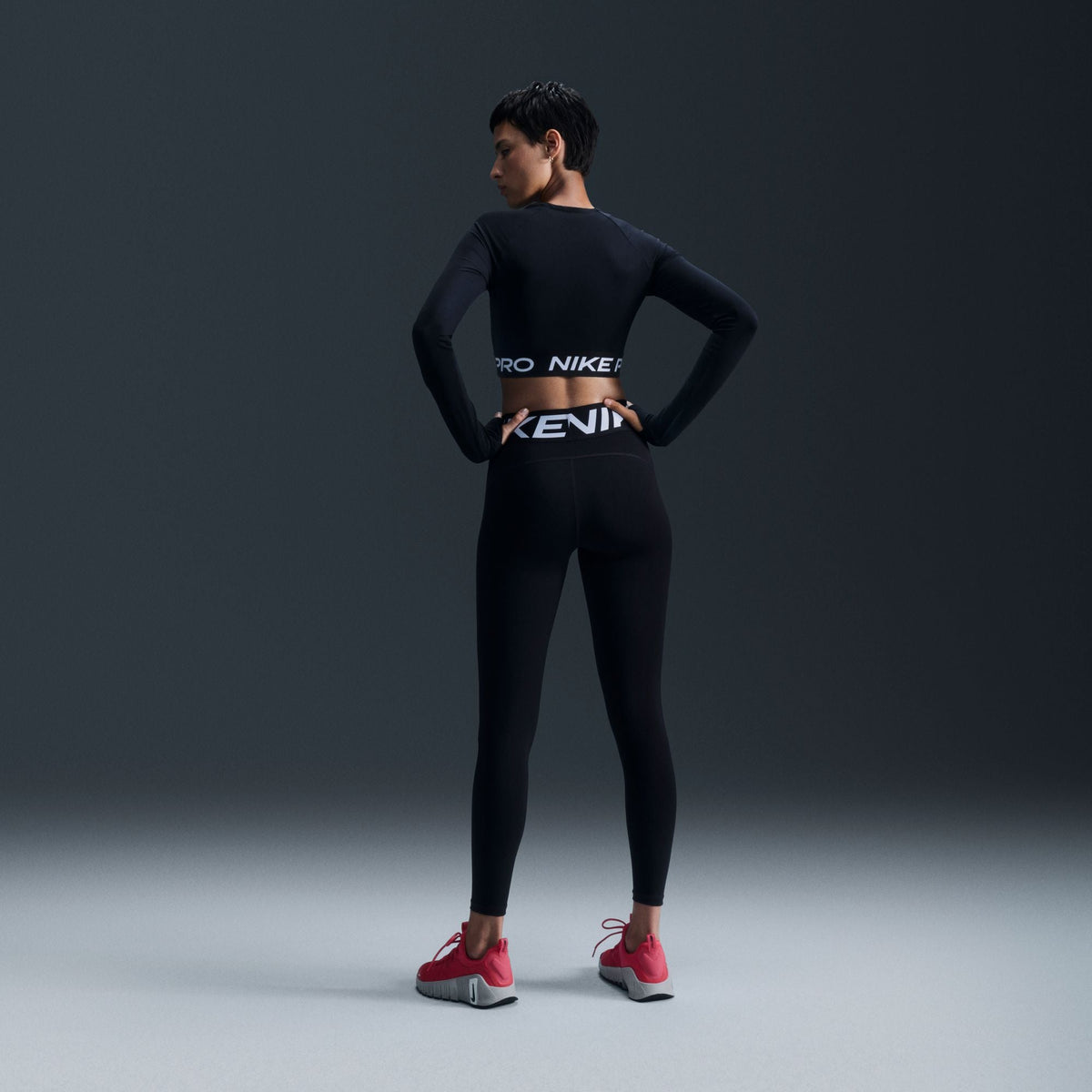 Nike Womens Pro Cropped Long Sleeve - Black White