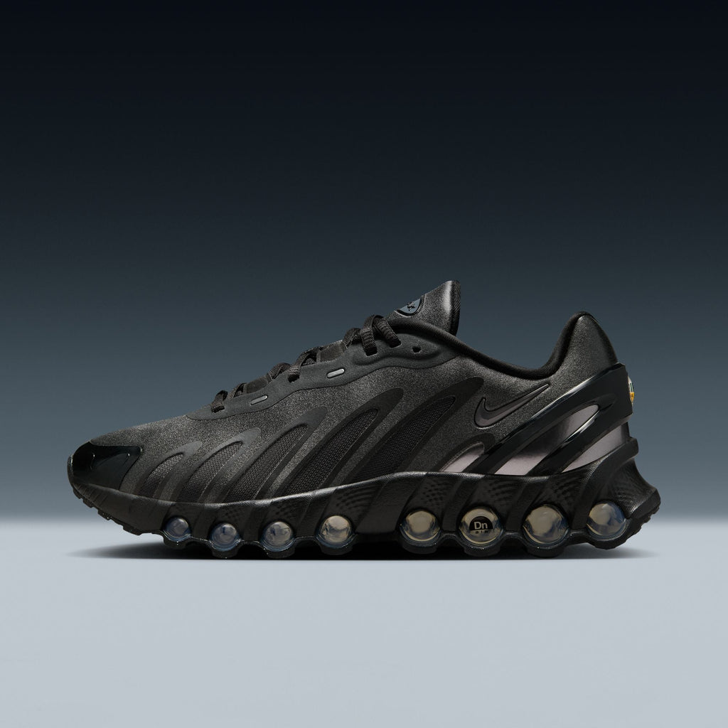 Nike Women's Air Max Dn8 - Black