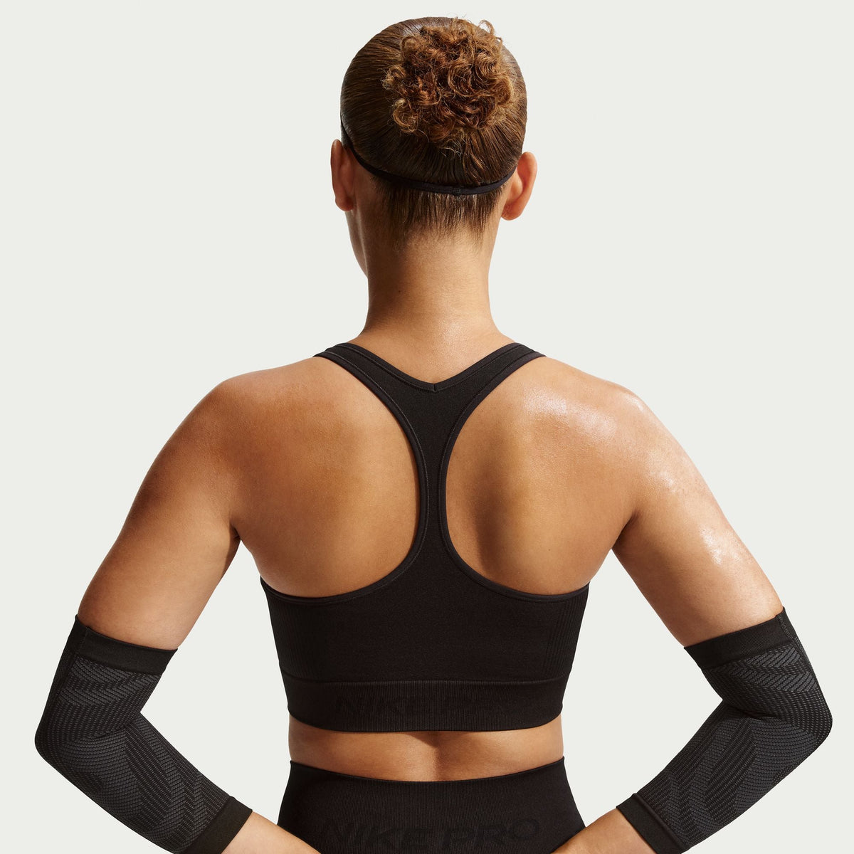 Nike Womens Pro Seamless Cropped Tank Top - Black