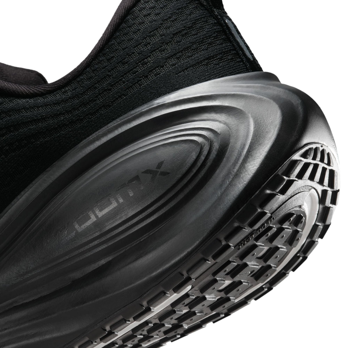 Nike Mens Vomero Plus - Black