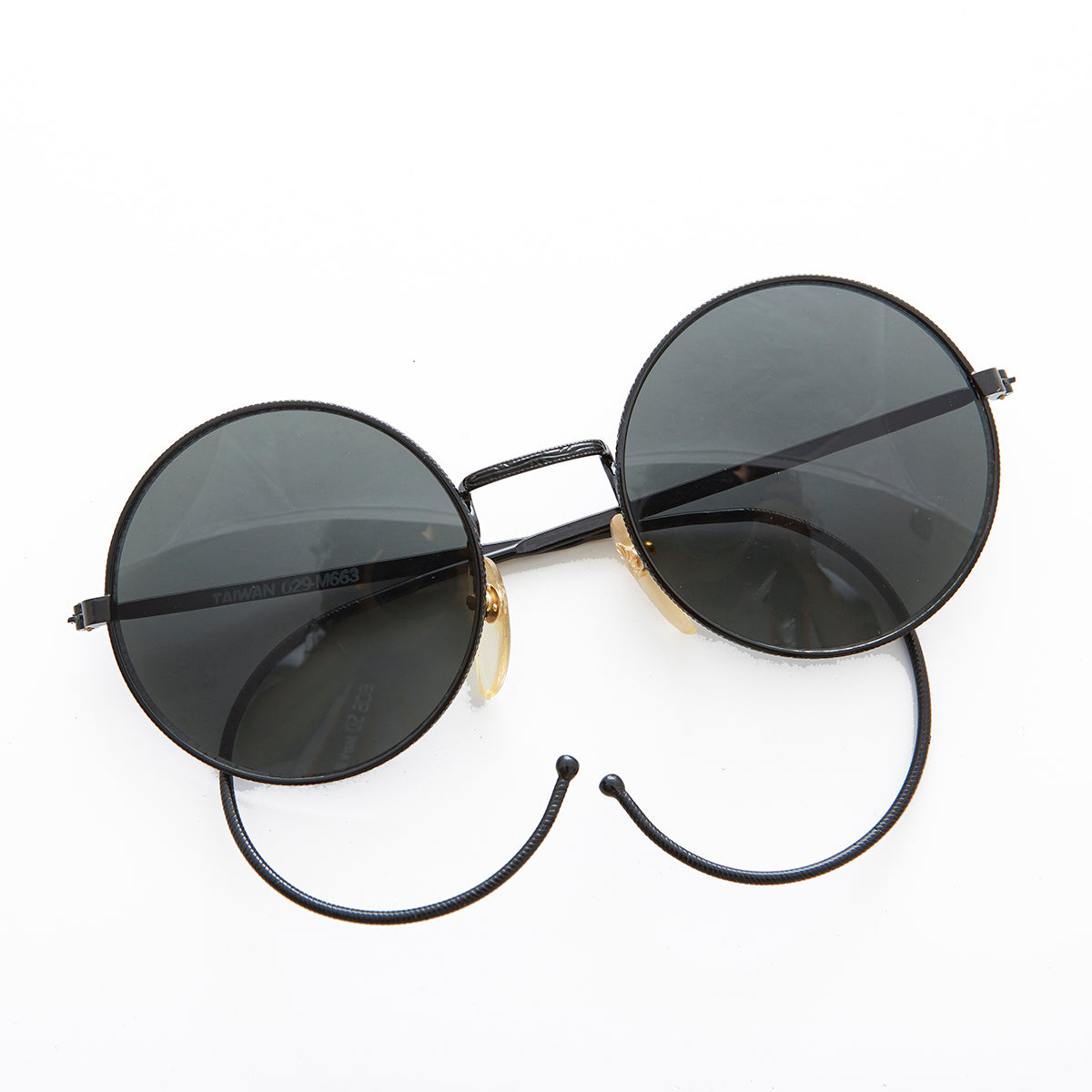 Round Vintage Sunglass with Cable Temples - Barton