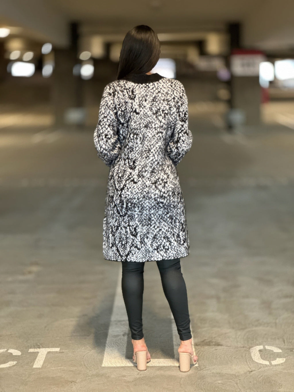 Big Button-down Long Sleeve Snake Print Cardigan