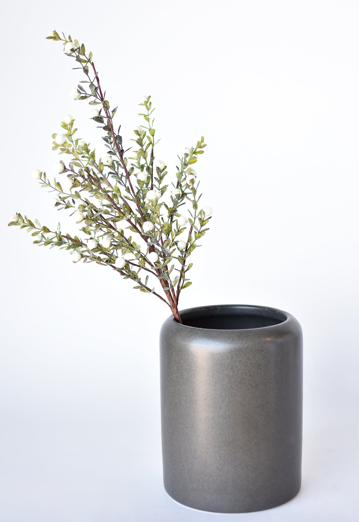 21” White Berry Boxwood Greenery Stem