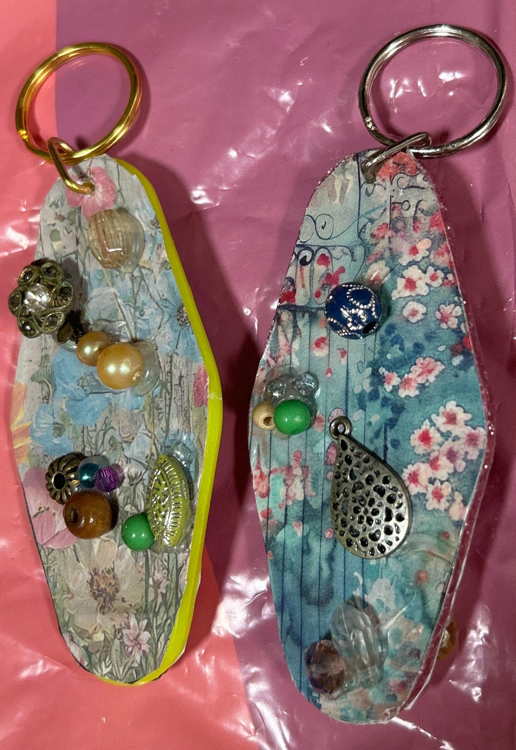 Set of 2 Handcrafted Retro Motel Key Rings