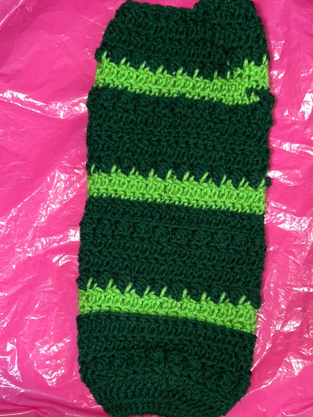 Plastic bag holder hand crocheted in green & lime green.