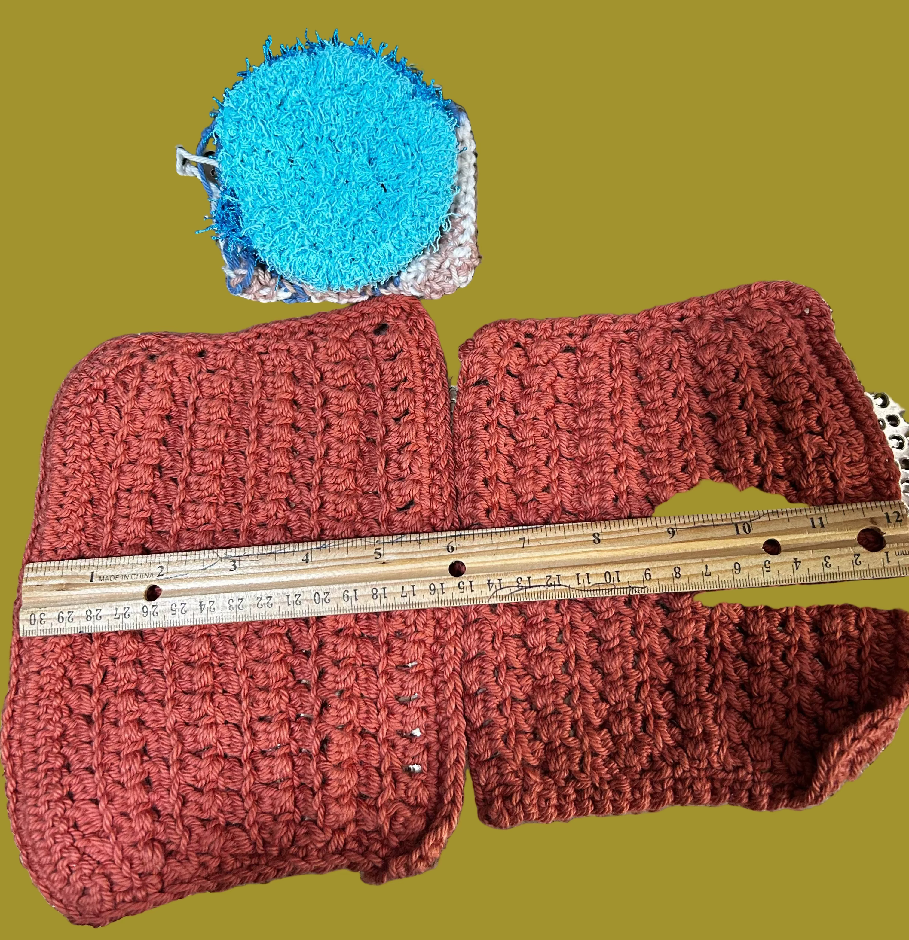 A Pair of Washcloths, Handmade Crocheted with a drawstring bag & scrubbie.