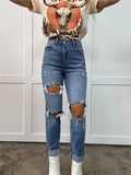 Lindsey Distressed Boyfriend Stretchy Jeans - Medium Wash