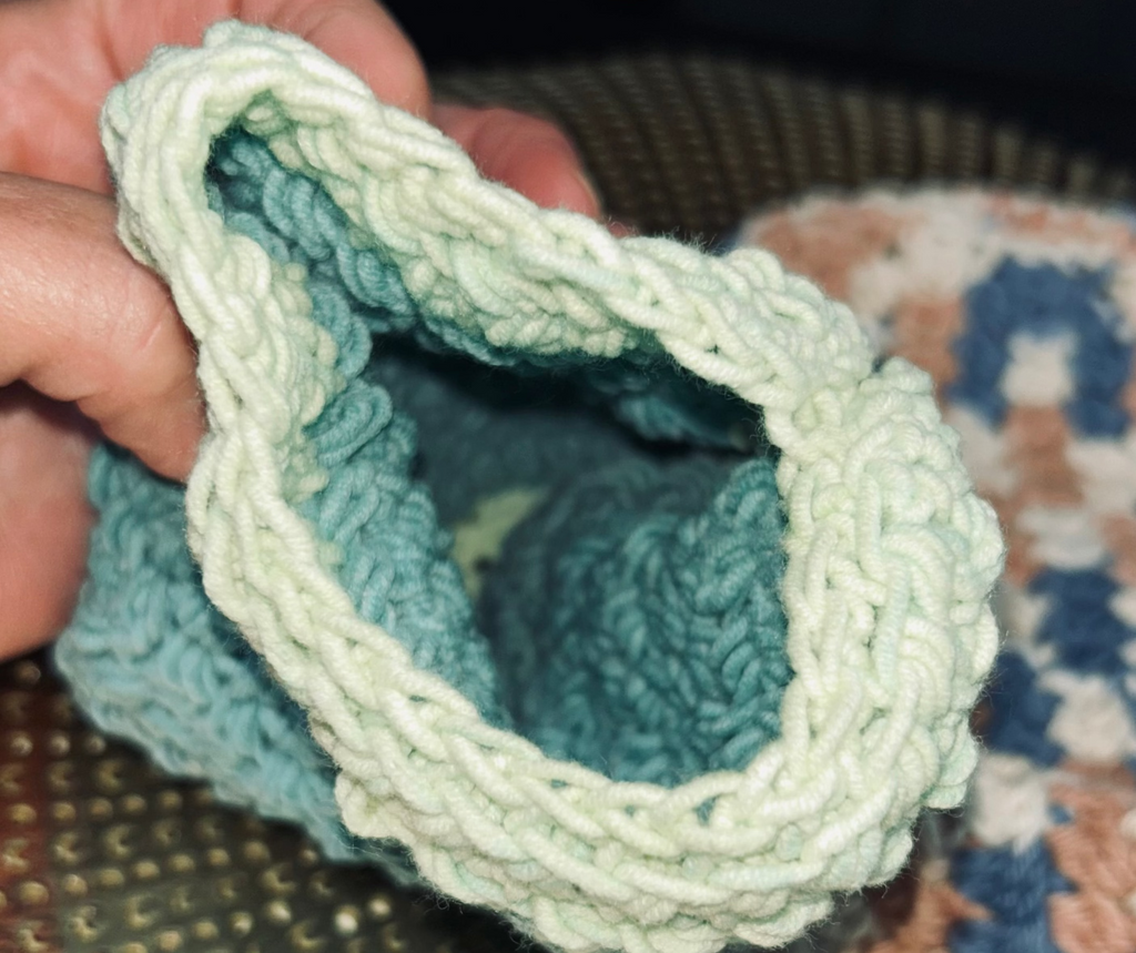 1 Handcrafted Crocheted Wash Cloth with Drawstring Bag for Soap