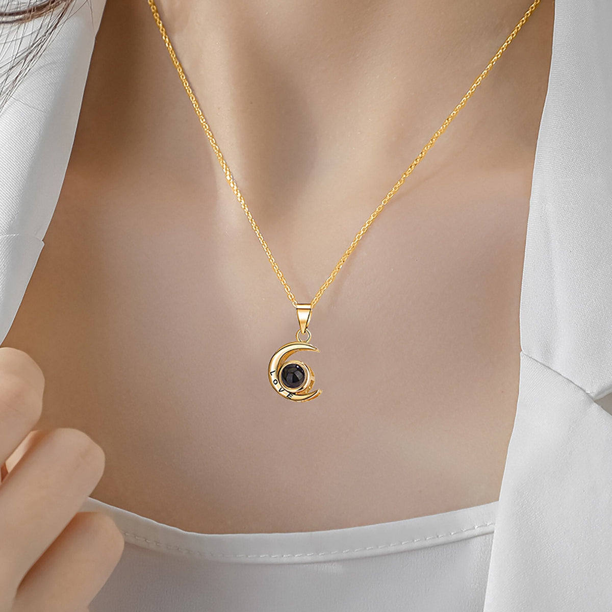 Personality Moon Necklace With Customizable Photo Romantic Gift