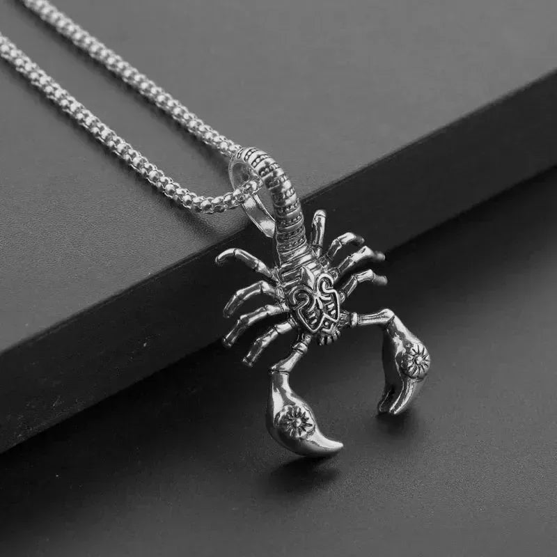 Men Hip Hop Full Rhinestone King Queen Pendants Necklaces Bling Bling Iced Out Cuban Link Chain Hiphop Necklace Men Jewelry Gift