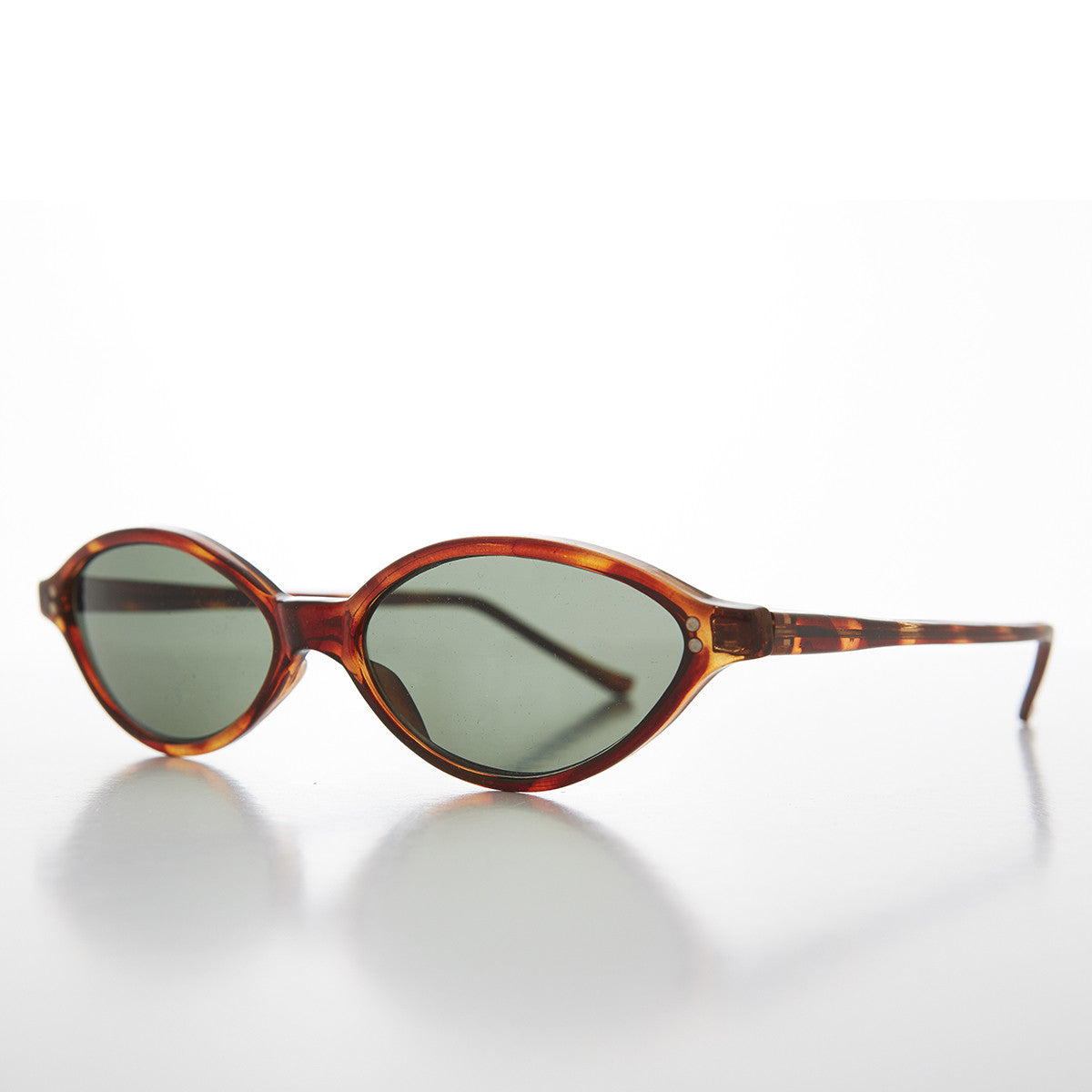 Oval Narrow Cat Eye Vintage Sunglass - Viveca