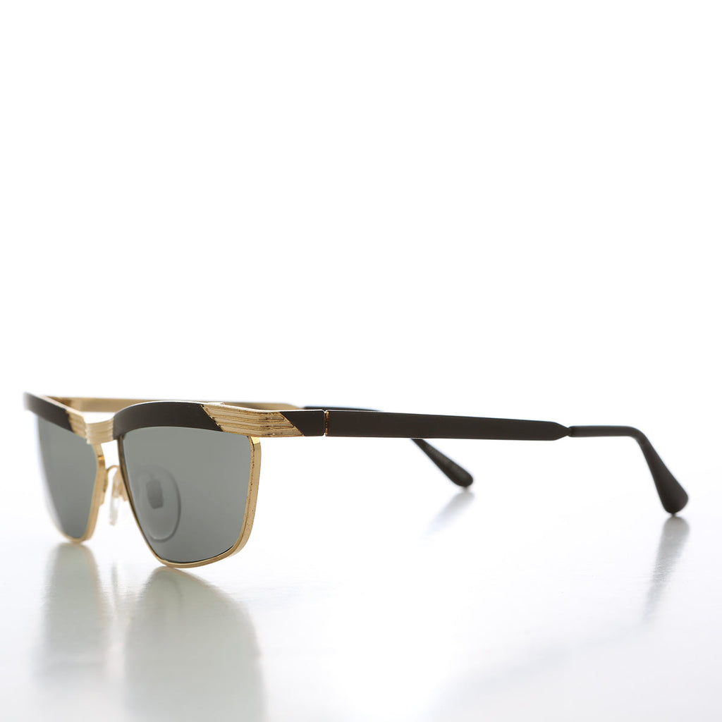 90s Curved Gold Black Frame - Yara
