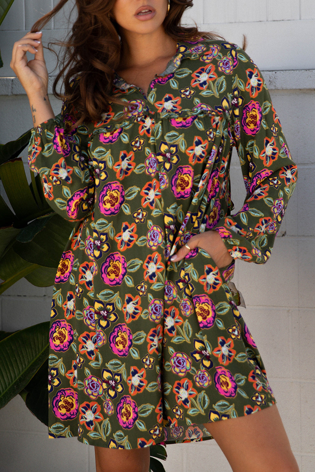 Green Floral Print Split Neck Bubble Sleeve Shift Mini Dress
