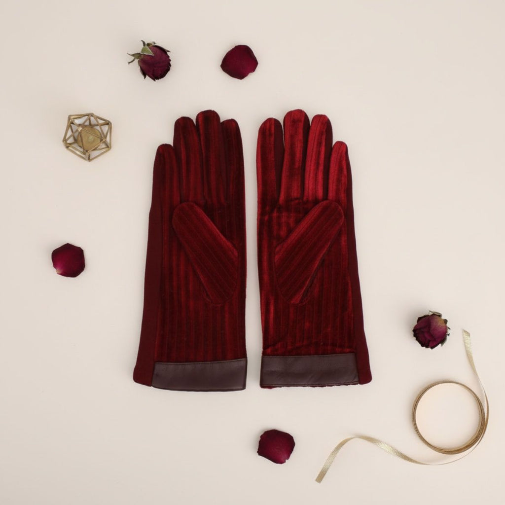 Winter Leather Touchscreen Gloves with Wine Fur Stripe – Stylish Casual Accessory