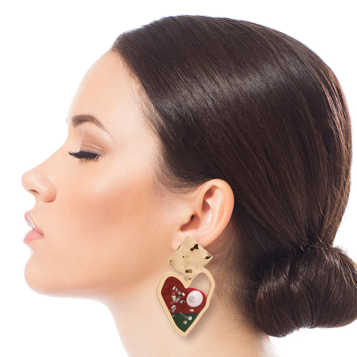 Resin Heart Earrings in Gold and Red – Trendy Statement Jewelry
