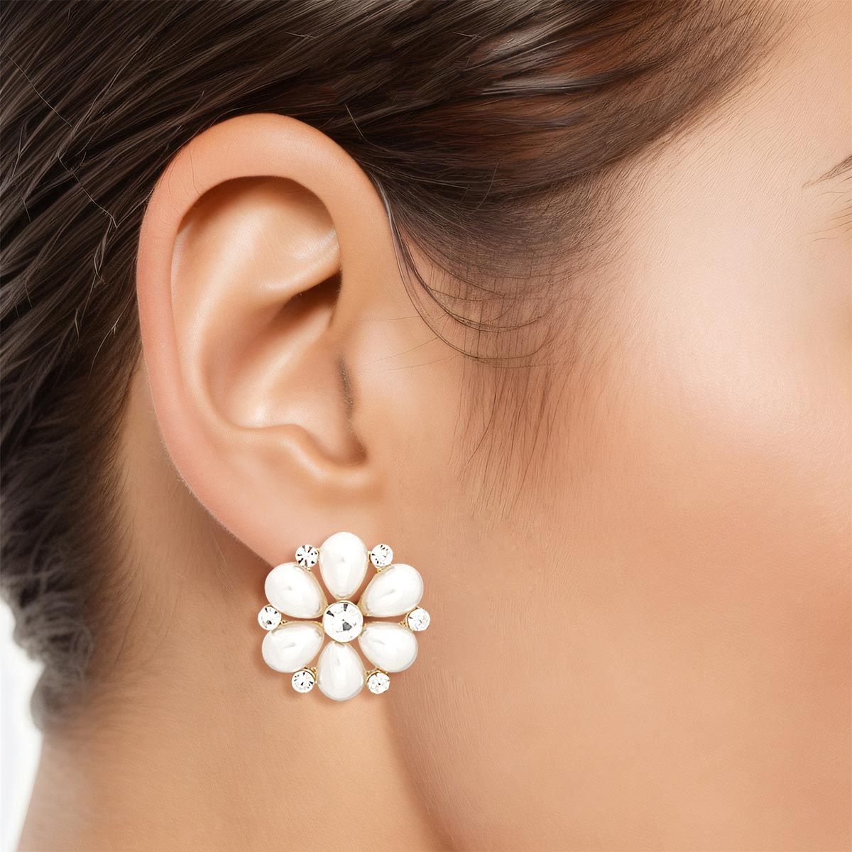 Small Pearl Stud Earrings with Cream Flower Detail for Women, Stylish Fashion Jewelry