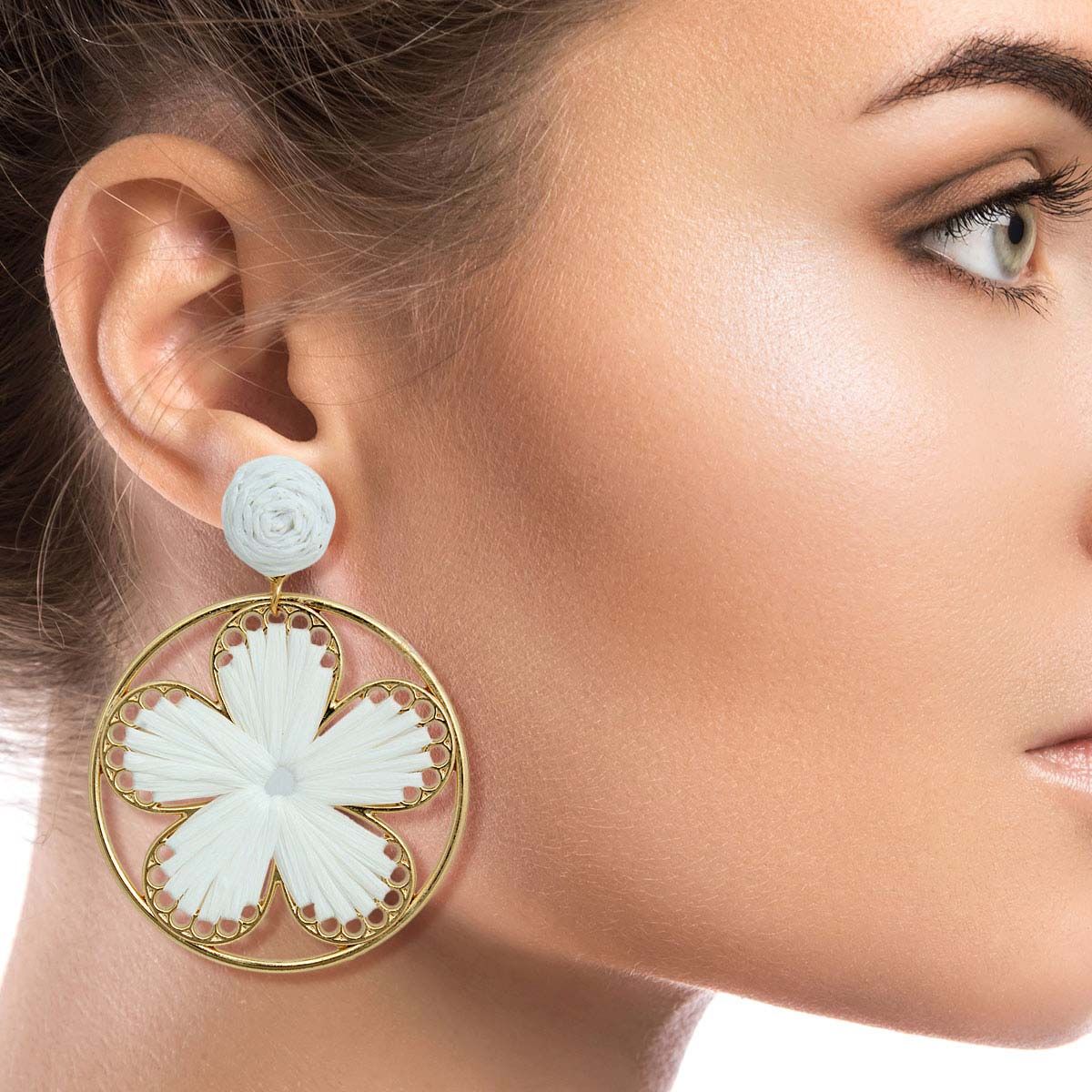 Statement Raffia Flower Round Earrings White Stylish Chic Jewelry