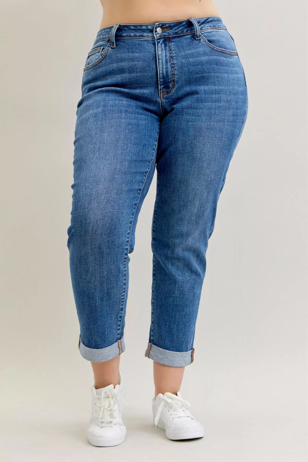 Full Size Mid Rise BF Classic Cuffed Jeans Plus Size