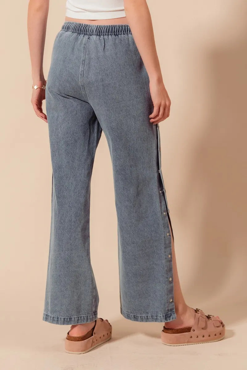 Mid Rise Drawstring Jeans with Side Snap Button
