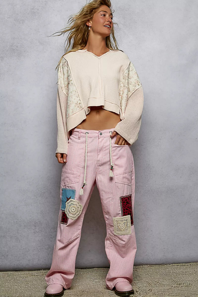 Mix Thermal Floral Pattern Quilted Knit Cropped Top with Raw Edge Detail