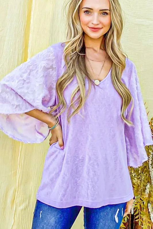 Feather Detailed 3/4 Sleeve Slub Top