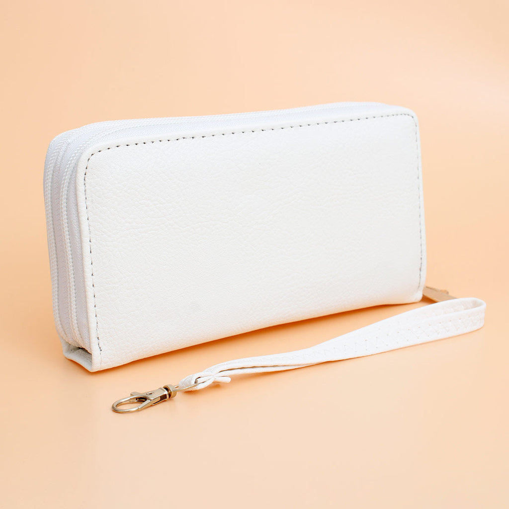 Women’s Zipper Wallet White Soft Grain Stylish Chic Accessory