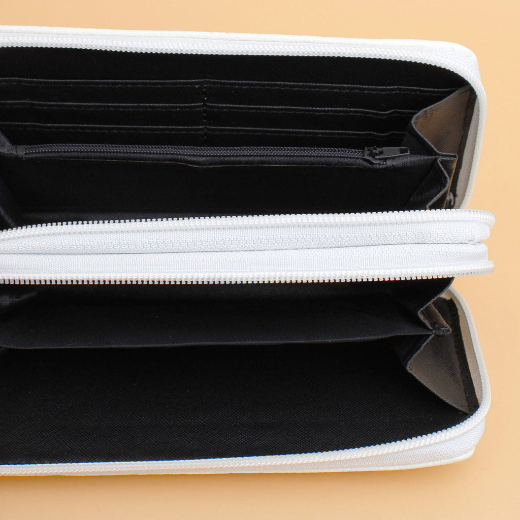 Women’s Zipper Wallet White Soft Grain Stylish Chic Accessory