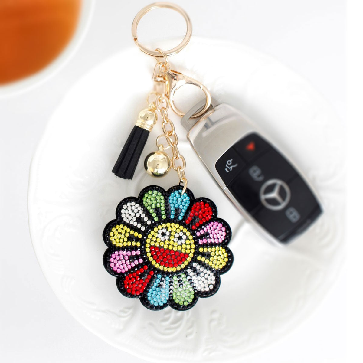 Keychain with Smiley Face Flower Charm Trendy Accessory