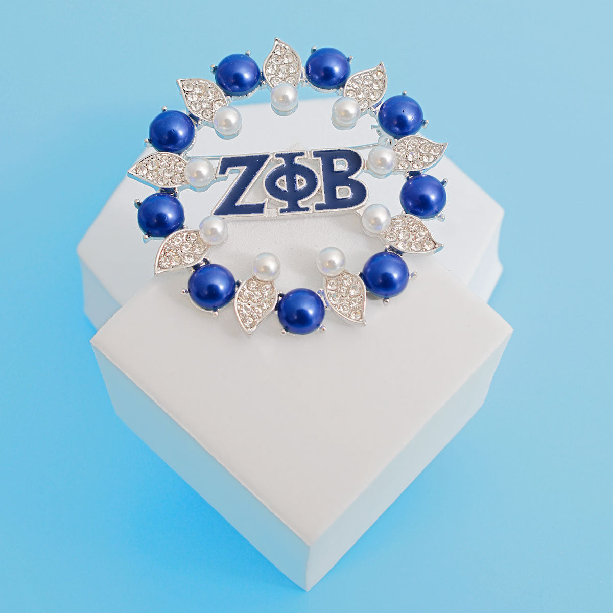 Women’s Brooch Pin with Blue and White Zeta Pearl – Stylish Statement Jewelry