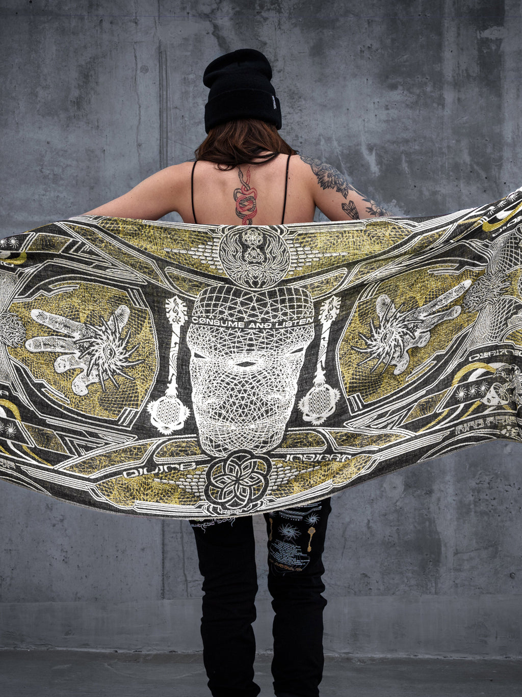 GOLDEN TEACHERS V1 ✦ Gold Festival Shawl