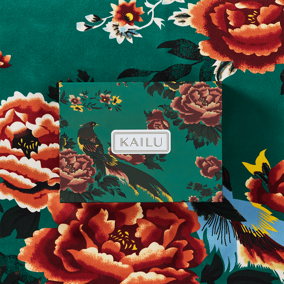 KAILU Imperial Bloom Silk Scarf – Luxury Accessory