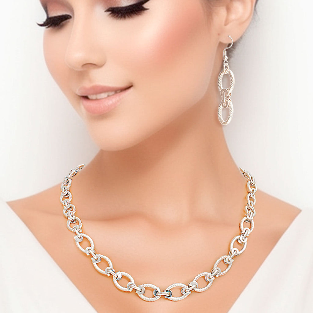 Silver Twisted Oval Metal Chain Set Stylish Statement Jewelry