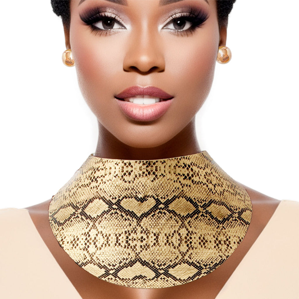 Choker Set with Gold Snake Print Collar – Stylish Statement Jewelry