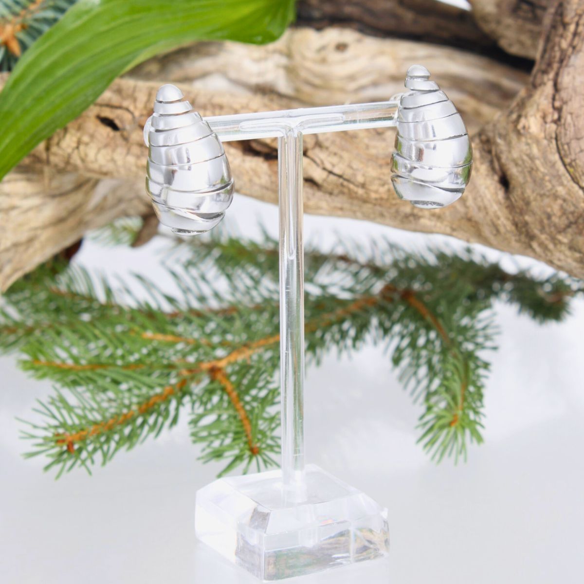 Spiral Stud Earrings 14K White Gold Stylish Elegant Jewelry