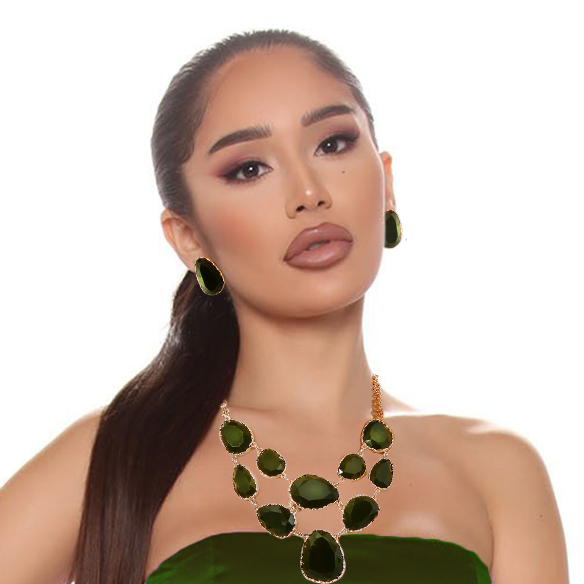 Statement Short Necklace with Irregular Resin Teardrop Inset, Trendy Chic Jewelry