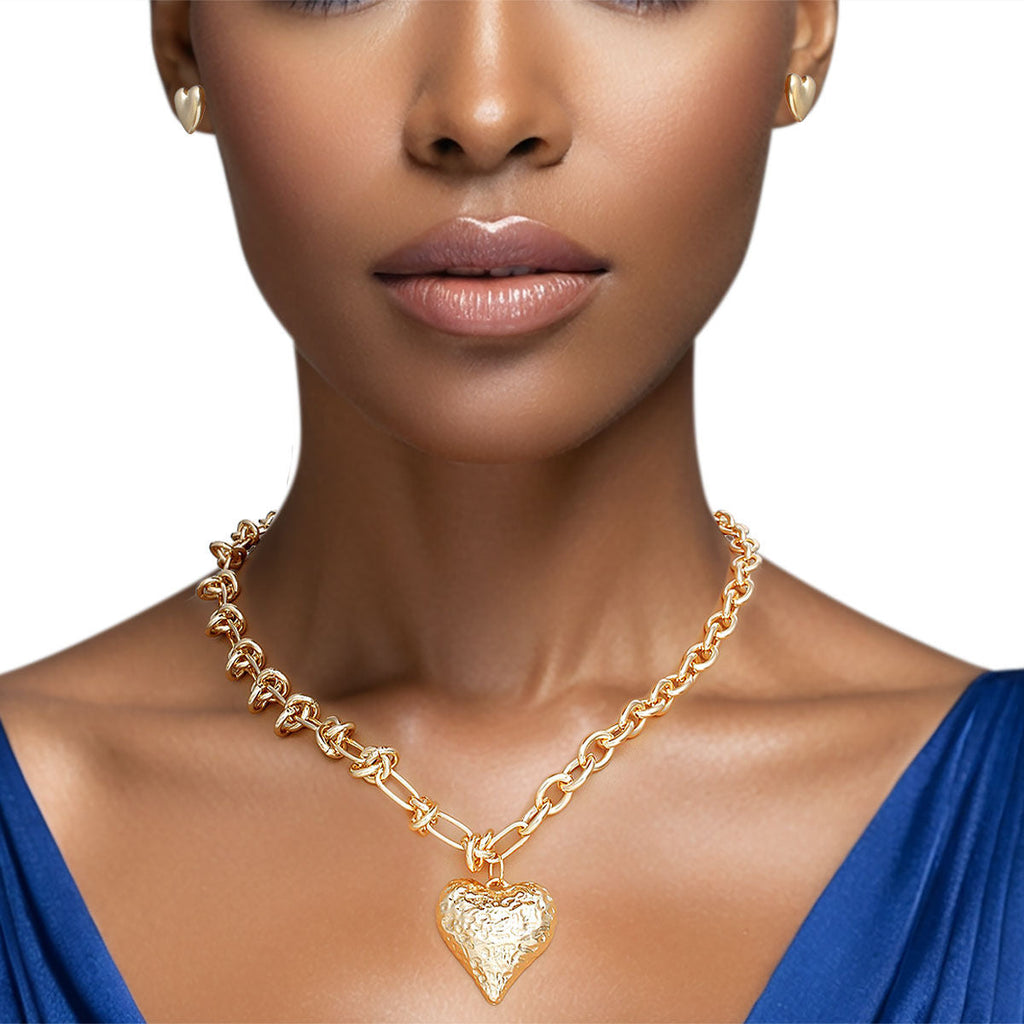 Women’s Heart Pendant Knotted Chain Necklace Stylish Gold Jewelry