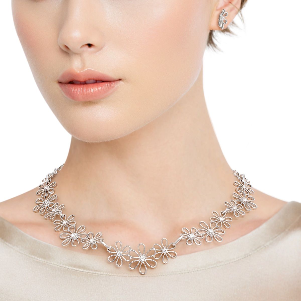 Silver Chain Necklace with Flower Links for Women – Stylish Statement Jewelry Set