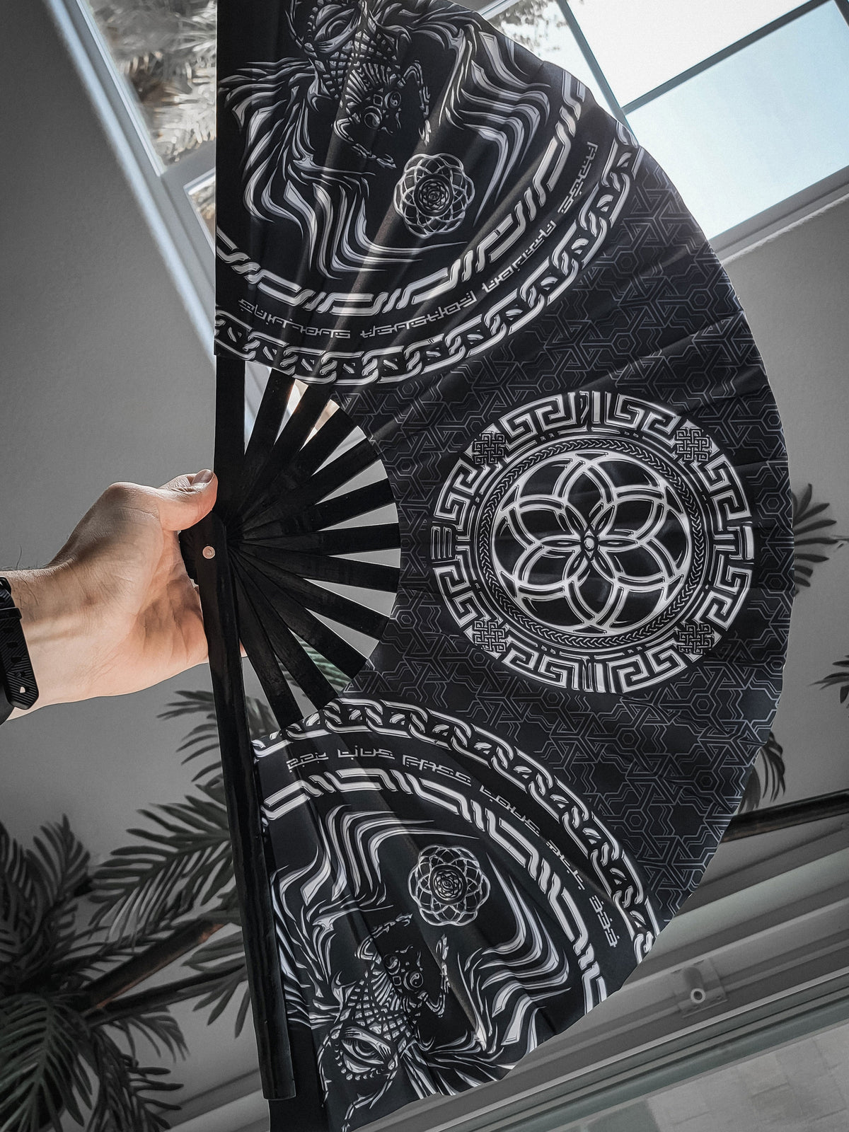FOREVER EVOLVING SCARAB ✦ BLACK/WHITE Bamboo Fan